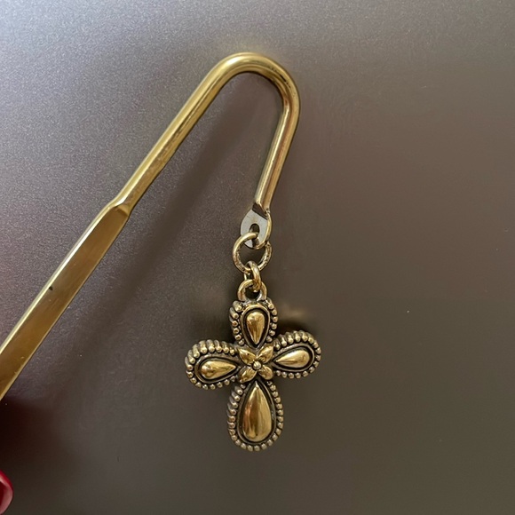 Purse hook goldtone cross - Picture 4 of 4